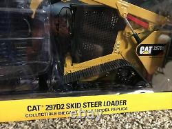 1/16 Diecast Masters Caterpillar CAT 272D2 Skid Steer Loader ERTL Diecast 85603