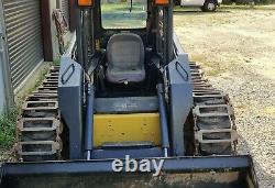 2004 New Holland LS 190 Skid Steer