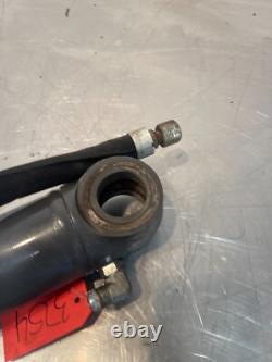 2016 New Holland L228 Skid Steer Loader Tilt Cylinder 1633579