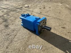 AGT Cycloid Hydraulic Motor 6 Holes For ECSSCT72 Trencher Skid Steer Attachment
