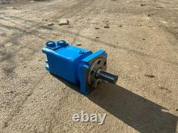 Agrotk Cycloid Hydraulic Motor Fits ECSSCT72 Skid Steer Trencher Attachment Blue