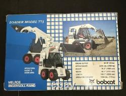 Bobcat 763 Blue Skid-Steer Loader Wan Ho 125 Scale Diecast Model #6900561 New