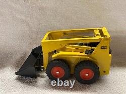 Custom 1/16 CASE skid steer loader / farm tractor related