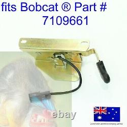 Front Door Lock Latch for Bobcat 7109661 S550 S570 S590 S595 S630 S650 S740 S750