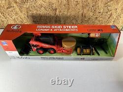NewRay Kubota Skid Steer Loader & Attachments Model 118, Model Tractor & Skid