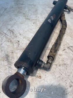 New Holland L565 Skid Steer Loader Tilt Cylinder