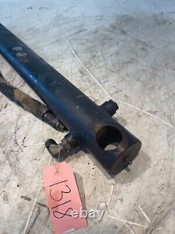 New Holland L565 Skid Steer Loader Tilt Cylinder