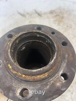 New Holland L775 Skid Steer Loader Hub