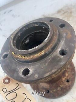 New Holland L775 Skid Steer Loader Hub