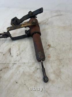 New Holland L775 Skid Steer Loader Steering Cylinder Brackets & Linkage