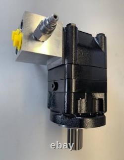 Skid Steer Kit, F2160 14 spline Hydraulic Motor with Cross Port Relief Valve