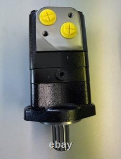 Skid Steer Kit, F2160 14 spline Hydraulic Motor with Cross Port Relief Valve