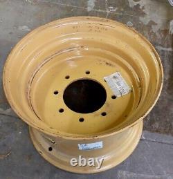 WHEEL FOR LX985 SKID STEER NEW HOLLAND. Part # 86537317. NEW FREE SHIPPING