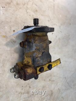 2001 Chargeuse compacte New Holland LS150 moteur d'entraînement droit