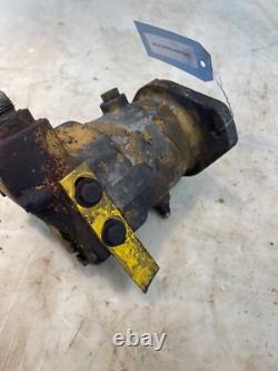 2001 Chargeuse compacte New Holland LS150 moteur d'entraînement droit