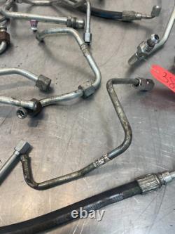 2016 New Holland L228 Chargeuse à direction à glissement Lignes hydrauliques courtes