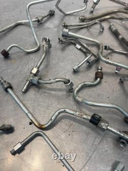 2016 New Holland L228 Chargeuse à direction à glissement Lignes hydrauliques courtes