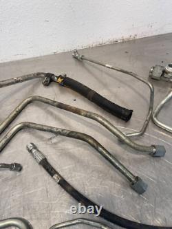 2016 New Holland L228 Chargeuse à direction à glissement Lignes hydrauliques courtes