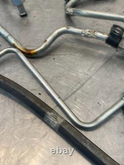 2016 New Holland L228 Chargeuse à direction à glissement Lignes hydrauliques courtes