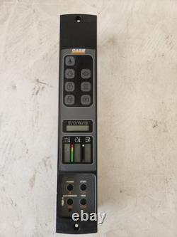 Boîtier de tableau de bord pour chargeuse compacte CASE 410-465 #84128950