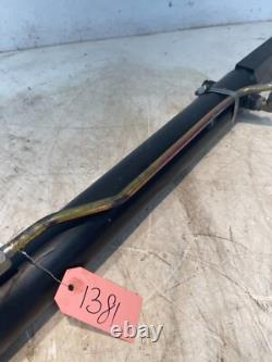 Chargeur compact New Holland L565 vérin de levage