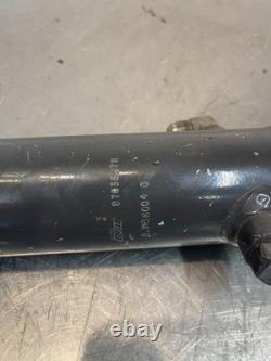 Chargeuse compacte New Holland L170 vérin d’inclinaison 87038978