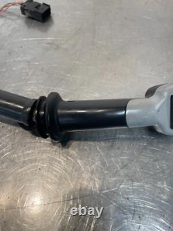Chargeuse sur pneus New Holland L228 2016 - Joystick droit