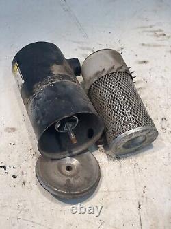 Filtre à air pour chargeuse à direction skid New Holland L565