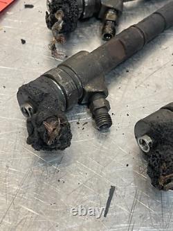 Injecteurs de chargeuse sur chenilles New Holland L228 2016
