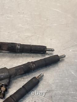 Injecteurs de chargeuse sur chenilles New Holland L228 2016