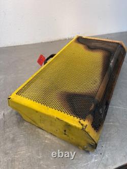 Panneau de capot de chargeur sur pneus New Holland L228 de 2016
