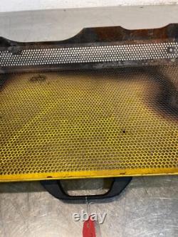 Panneau de capot de chargeur sur pneus New Holland L228 de 2016