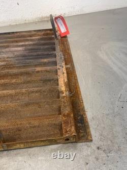 Panneau supérieur du capot du chargeur sur pneus New Holland L170