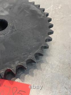 Pignon pour chargeuse compacte New Holland L170