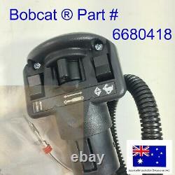 Poignée de commande droite du joystick Bobcat 6680418 RHS pour les modèles S205, S220, A220, S250, S300, S330