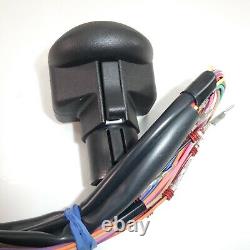 Poignée de commande droite du joystick Bobcat 6680418 RHS pour les modèles S205, S220, A220, S250, S300, S330