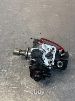 Pompe à carburant New Holland L228 chargeuse sur pneus 2016 5801470100