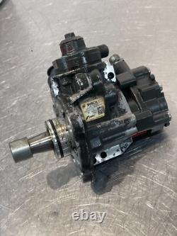 Pompe à carburant New Holland L228 chargeuse sur pneus 2016 5801470100