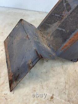 Support de plaque de pied pour chargeuse sur pneus New Holland LS150 de 2001