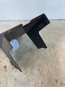 Support de plaque de pied pour chargeuse sur pneus New Holland LS150 de 2001