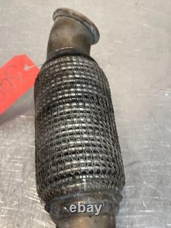 Tuyau flexible d'échappement pour chargeuse sur pneus New Holland L228 de 2016