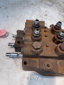 Vanne de contrôle hydraulique de chargeuse sur chenilles New Holland L565 34673-2C